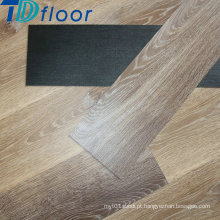 Pranchas de piso traseiro de madeira seca de PVC com padrão de luxo